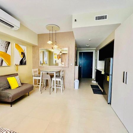 Aeon Towers Studio Suite Davao Экстерьер фото